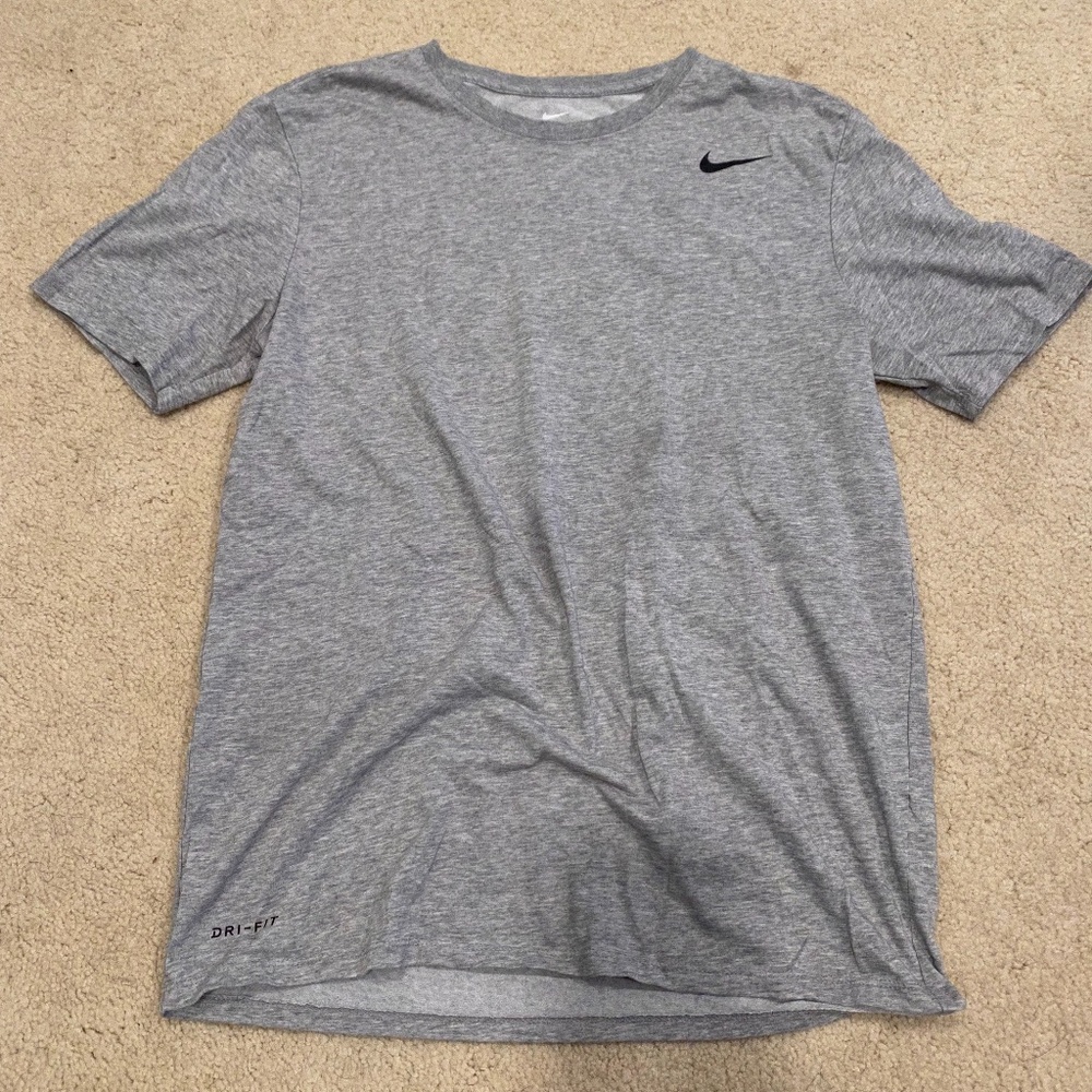 Nike short sleeve